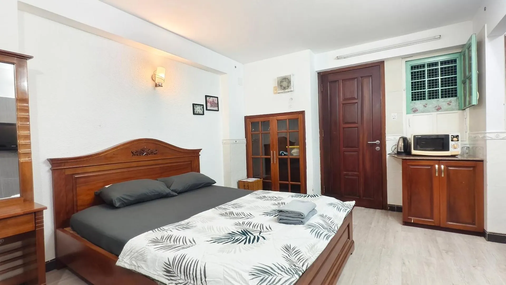 Sen Vivian Home 胡志明市 3*,  越南
