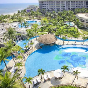 Курортный комплекс Olalani & Condotel
